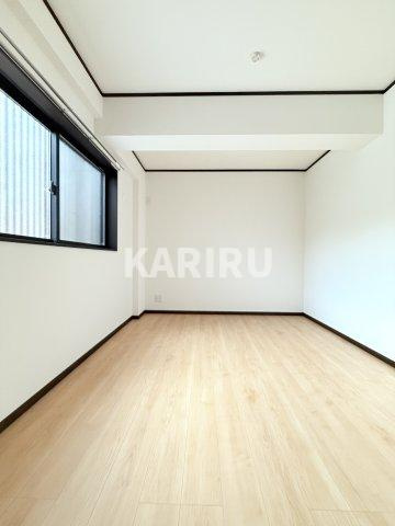 KOMOREBI西郷通の寝室