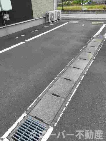 メゾンド・ソレイユ　Ⅱの駐車場
