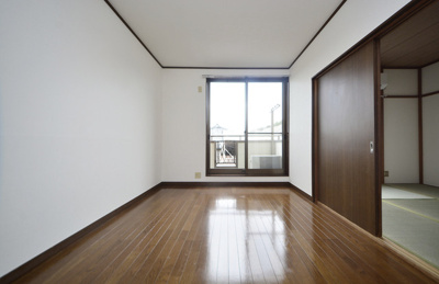 【寝室】 | サンフラワーS | 落ち着いて過ごせるお部屋です♪