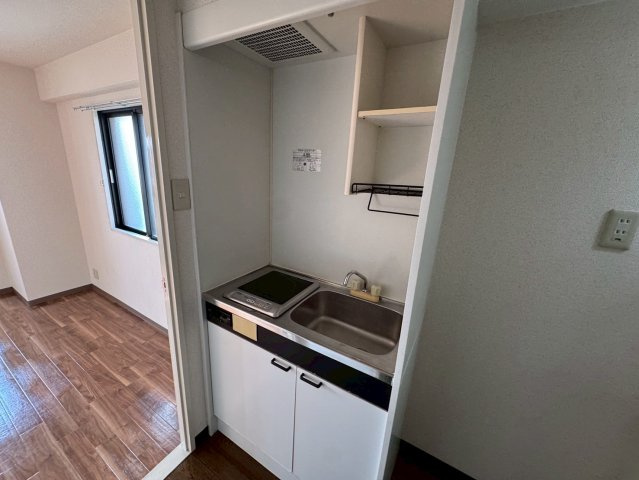 フローラルハイツ服部のキッチン