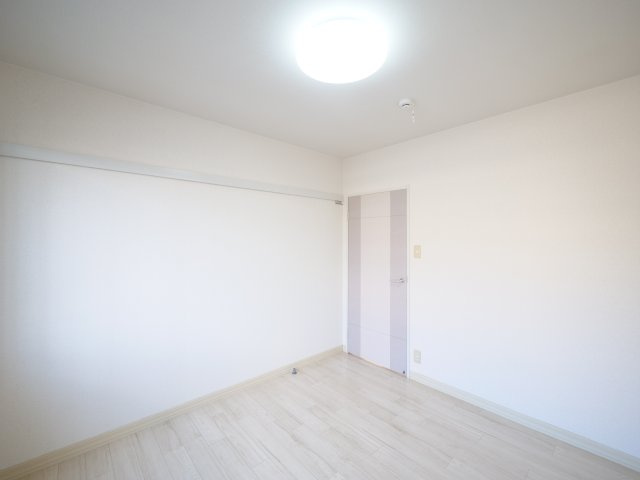 ディアス78　T棟の洋室|※写真は別の部屋のものです。