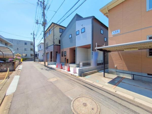 和光市中央2丁目　耐震×省エネ　長期優良住宅の前面道路含む現地写真