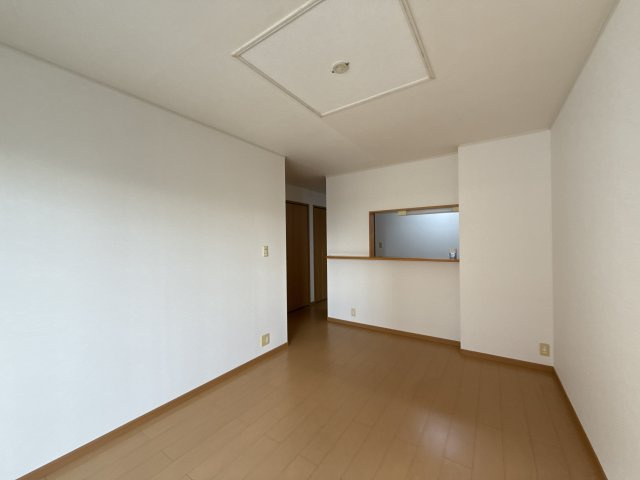 フォルストⅡの居間・リビング