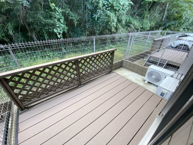 アヴェルラのバルコニー