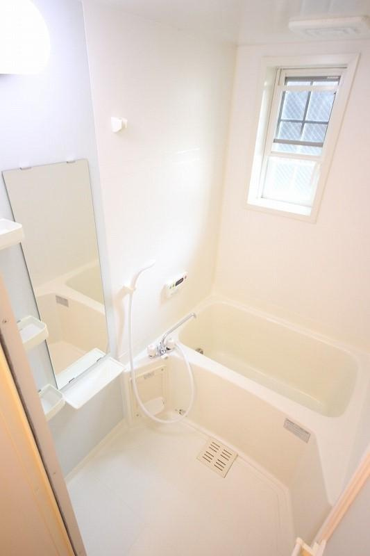 ピエール　カーサの浴室|※お部屋により仕様が異なる場合があります※