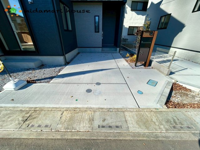 北本市二ツ家2丁目3期　新築戸建　ブルーミング01の駐車場