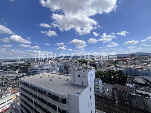 ビオルネ枚方北館の展望|通風良好
■物件内覧・資金計画相談・住宅ローン相談、リフォーム相談、お問合せ受付中■
※当日・翌日のご内覧、ご相談はお電話でのお問合せがスムーズです！