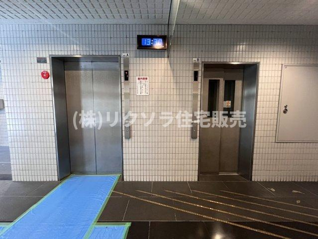 ビオルネ枚方北館のその他共用部分|エレベーター2基　防犯カメラ有
■物件内覧・資金計画相談・住宅ローン相談、リフォーム相談、お問合せ受付中■
※当日・翌日のご内覧、ご相談はお電話でのお問合せがスムーズです！