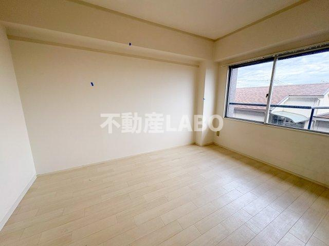 松栄大正ハイツの寝室