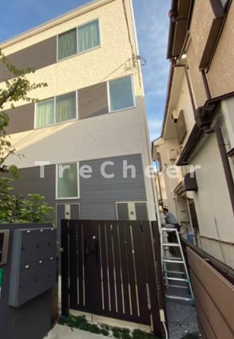 エルシア舟渡のエントランス