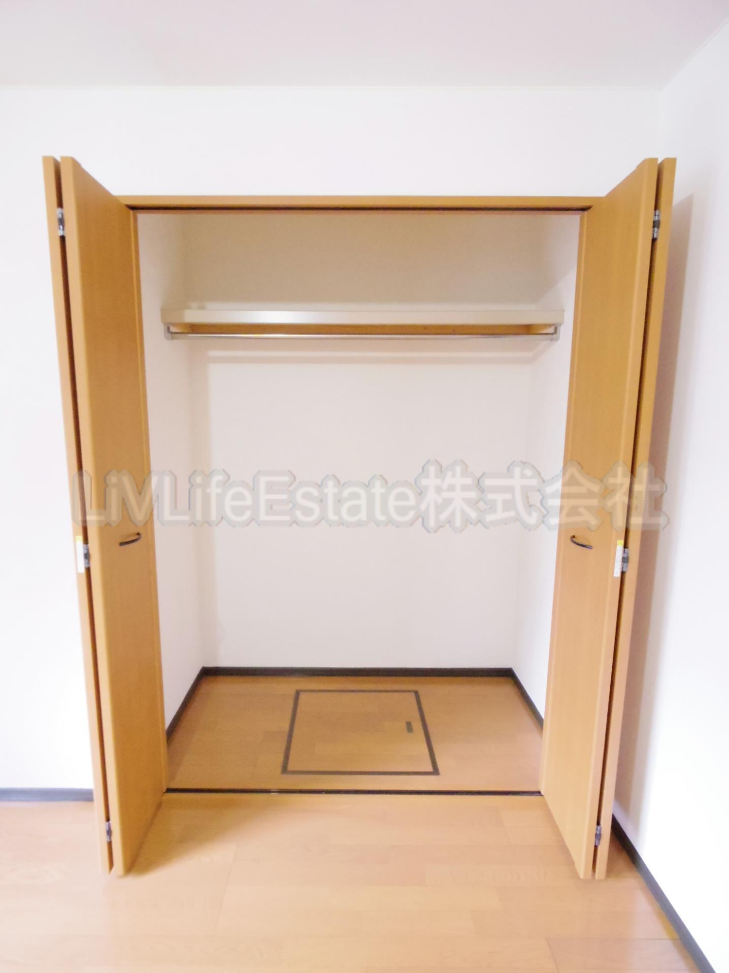 柳ハイツの収納