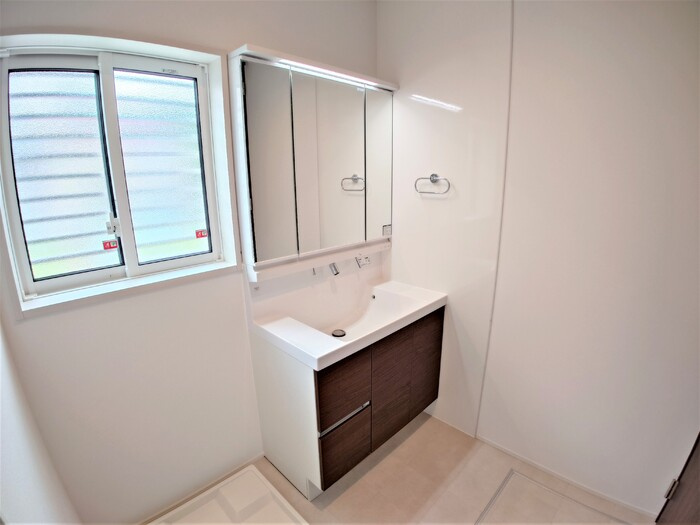 国立市谷保戸建　Aの洗面所