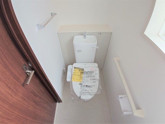 国立市谷保戸建　Aのトイレ