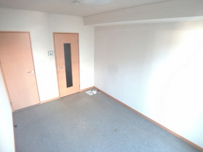 【居間・リビング】 | レオパレスフィオーレ船橋