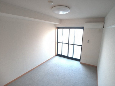 【居間・リビング】 | レオパレスフィオーレ船橋