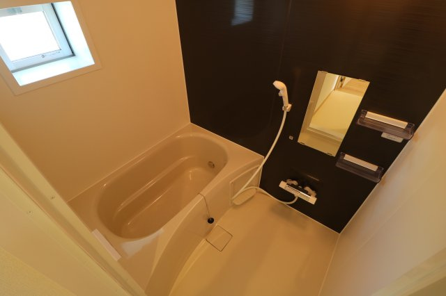 inCELL ADMIT 館山の浴室