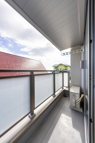 inCELL ADMIT 館山のバルコニー