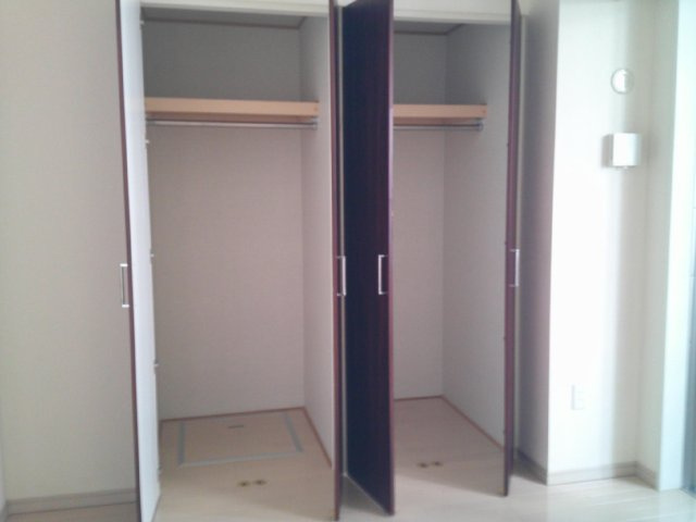 ビオール大阪大手前タワーの収納