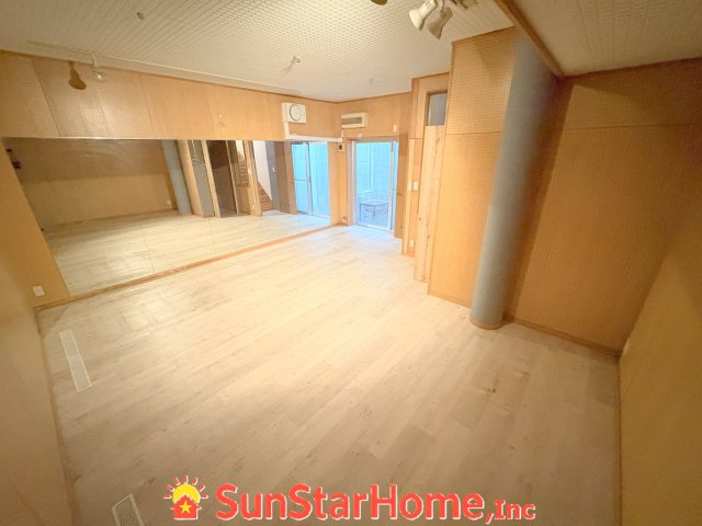 【サンスターホーム】日の出町大久野　中古戸建の洋室