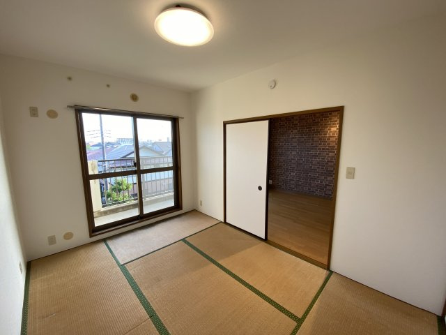 ハイツサンパークの和室