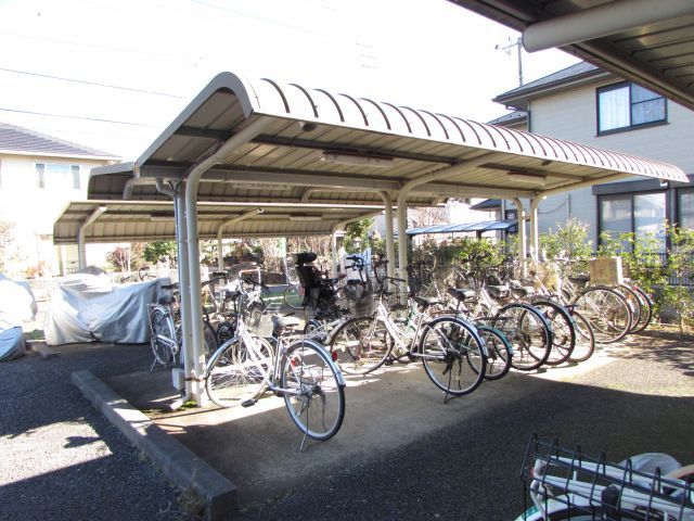 ハイツサンパークのその他共用部分|駐輪場スペースたっぷり