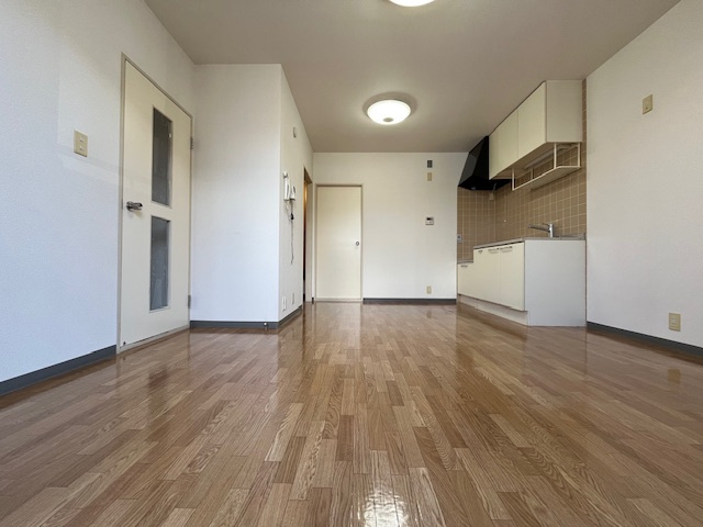 アドザックス宮崎の居間・リビング