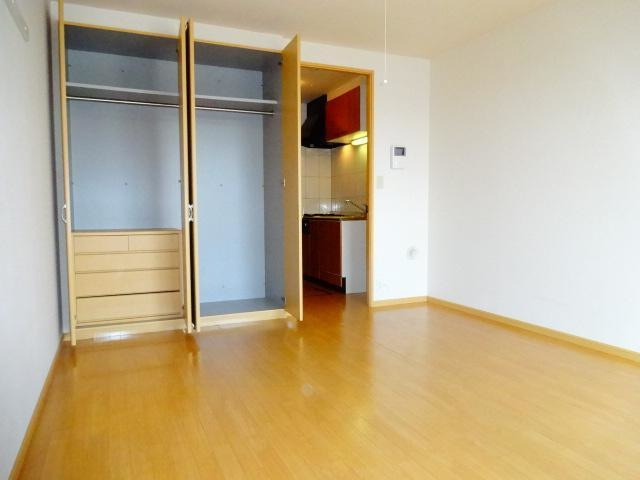 ロン・ボヌールの洋室