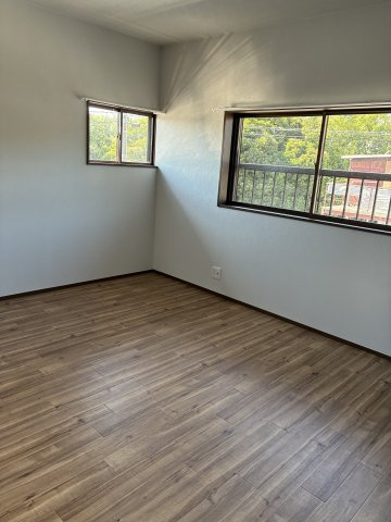 西岐波今村北中古住宅の洋室|きれいな洋室です