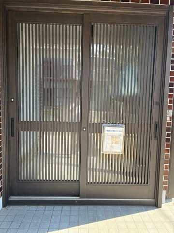 西岐波今村北中古住宅の玄関