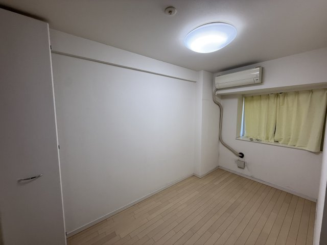 アリストタワー和歌山シティの洋室