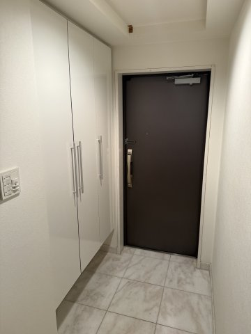 アリストタワー和歌山シティの玄関