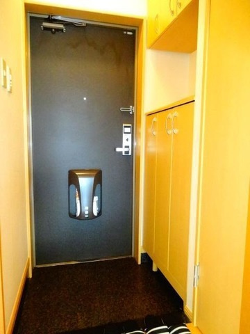 ロン・ボヌールの玄関