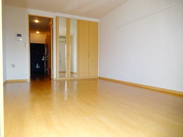 ロン・ボヌールの洋室