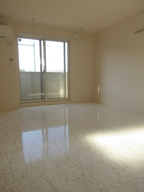 パークフォンターナの居間・リビング