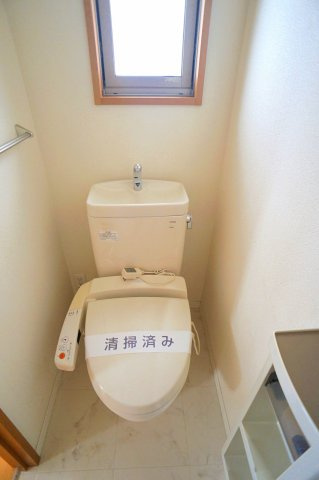 インペリアル Ａのトイレ|同タイプ・現況優先