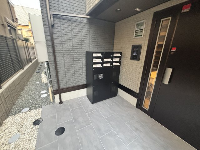 ブリランテ森南町のエントランス