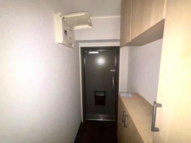 六甲篠原マンションの玄関