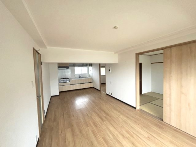 六甲篠原マンションの居間・リビング