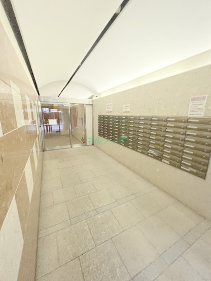 【エントランス】 | アルファード秋葉原