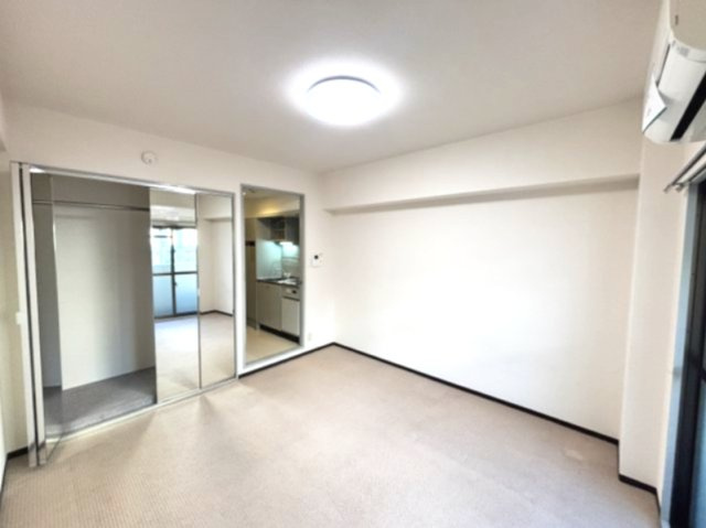 クレッシェンド岸地の寝室