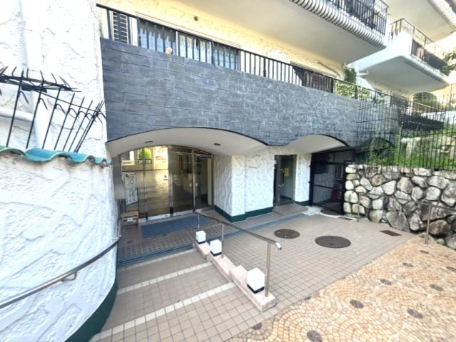 御影アーバンライフのエントランス