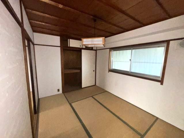 金盃第2高羽荘の居間・リビング