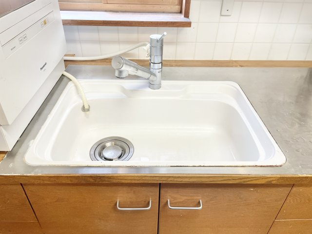 枚方市東香里元町　中古一戸建てのキッチン|使いやすいキッチンです