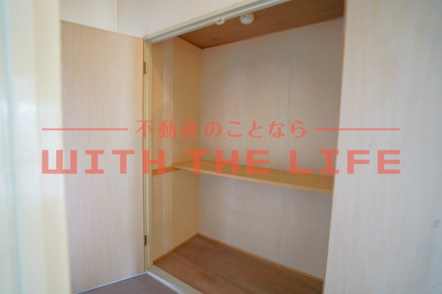 ラ・ディジェム旭【10,000円キャッシュバック対象物件】の収納|収納豊富です