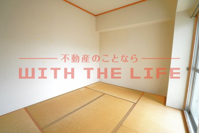 ラ・ディジェム旭【10,000円キャッシュバック対象物件】の和室|きれいな洋室です