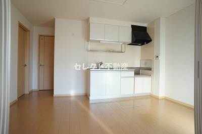 【キッチン】 | ティファーレ　Ⅱ | 【ティファーレ　Ⅱ】お料理しやすいキッチンです