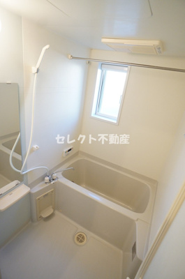 【浴室】 | ティファーレ　Ⅱ | 【ティファーレ　Ⅱ】落ち着いた空間のお風呂です