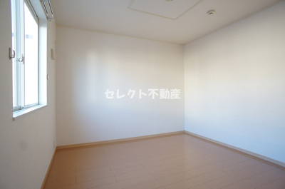 【寝室】 | ティファーレ　Ⅱ | 【ティファーレ　Ⅱ】物件の内装です
