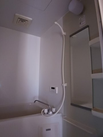 グローリーハウスＢの浴室