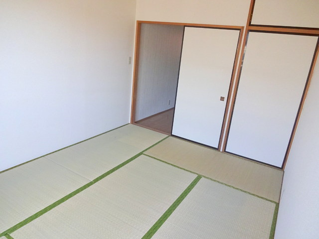 シティハイムクレイドルの和室|★明るい和室★